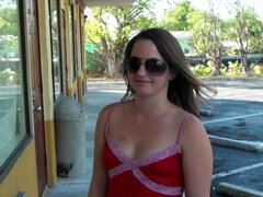 Grosse bite, Sucer une bite, Brunette brune, Hard, Hd, Hôtel, Pov, Tatouage