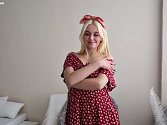 Kisbaba, Szőke, Gyengéd kefélés, Egyedül, Tini