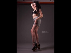 Enthousiasteling, Achter de coulissen, Hd, Italiaans, Klein, Doordringend, Tiener, Tieten likken