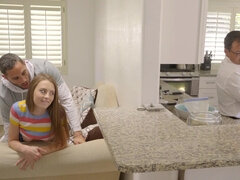 엉덩이, 오랄섹스, 흑갈색 머리, 사정 샷, 자연의 가슴, 면도된, 청소년, 젖가슴