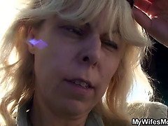 Bbw, Velký zadek, Velké kozy, Podvádění, Dědeček, Mamina, Venku