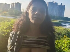 Voyage Exhibitionist Solo Female Outside Walking Around Manhattan City And Teasing