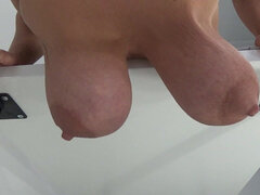 Amaterji, Okrogla, Zrela, Nude, Saggy joške, Solo, Joške