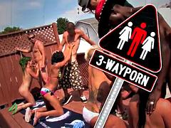 Boquete, Jato de porra, Grupo, Hardcore, Lambendo, Orgia, Adolescente, Sexo grupal a três