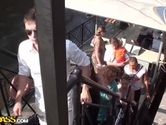 Ερασιτέχνης, Μελαχροινή, Ηδ, Τακούνια, Διαφυλετικό, Πρώτου προσώπου