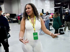 Fajok közötti, Csókolózás, Latin lány, Szabadban, Nyilvános