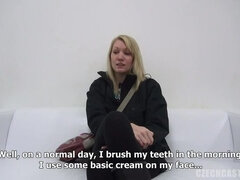 Blonde Klara: The Casting