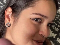 18 éves, Amatőr, Monumentális dákó, Cumizás, Gesztenyebarna, Édes, Nagylány, Tini