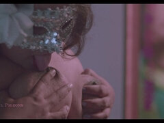 Amador amadora, Mulher linda e grande, Indianoa, Maduroa, Melharucos naturais, Solo chão