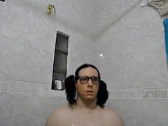 Enthousiasteling, Anaal, Gigantische dildo, Masturbatie, Shemale, Douche, Slet, Alleen