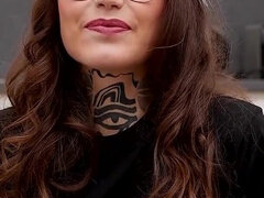 Afrikansk, Intervju, Bakom scenen, Svart, Brunett, Tjeckisk, Tatuering