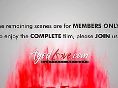 Store pupper, Blond, Britisk, Bestemor, Orgasme, Røff, Røyker, Kone