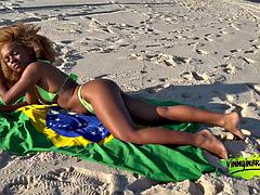 Plaža, Bikinke, Blondinka, Hardcore, Hd, Lezbijke, Najstnice, Najstnice analno
