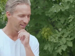 デカチン, デカパイ, ブロンド, イマラチオ, 指いじり, ハンガリー人, ピアス, タトゥー