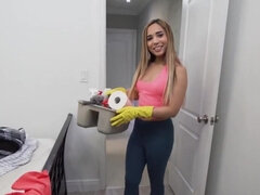 Grosser arsch, Grosse titten, Hundestellung, Handjob, Hd, Latina, Hausmädchen, Jungendliche (18+)