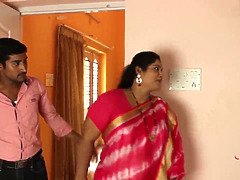 Hot desi shortfilm 347-mota aunty boobs pressed in blouse, grip, belly button smooch