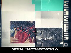 Pik sutte, Brunette, Fanget, Hundestilling, Hd, Mor jeg gerne vil kneppe, Kontor, Politi