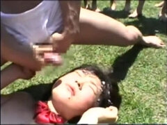 Azijci, Bukkake, Gangbang, Japonka, V javnosti