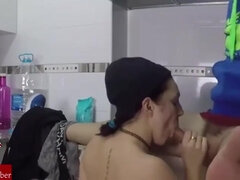 Enthousiasteling, Kont, Pijpbeurt, Bruinharig, Sperma shot, Moeder die ik wil neuken