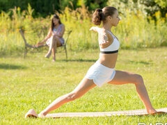 Baciando, Leccata, Masturbazione, Tette naturali, All'aperto, Figa, Magra, Strippaggio