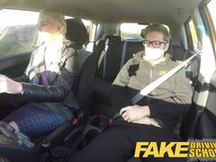 Velké kozy, Blondýna, Britské, Auto, Hd, Pigtails, Stříkání, Teenka