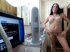 Amateur, Americano, Cuarto de baño, Consolador, Masturbación, Transexual, Solo, Juguetes