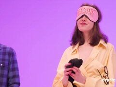 Amatør, Konkurrence, Sød, Spil, Briller, Kysse, Massage, Realitet