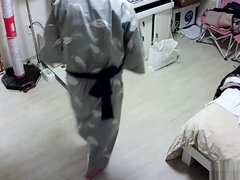 Amatőr, Ázsiai, Cumizás, Kebles, Klasszikus, Mélytorok, Mellbimbók, Begyek