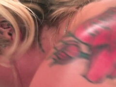 Stellung 69, Schönheit, Grosser schwanz, Blondine, Sperma im mund, Massage, Muschi, Tätowierung