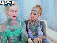 Cul à la bouche, Gros seins, En levrette, Femelle, Orgasme, Piercing, Maigrichonne, Tatouage