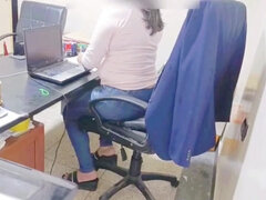 I Finally Got My Coworker to Fuck Me in My Office Parte 1