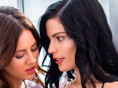 Traseiro, Masturbação, Beijar, Lésbica, Lambendo, Descascar, Adolescente, Tetas