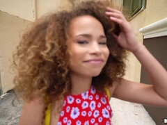 Lovely teen Cecilia Lion mind-blowing xxx video