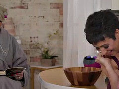 Amatör, Avsugning, Par, Handjobb, Hardcore, Massage, Milf, Tuttar