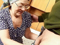 Αμερικάνος, Κώλος, Πίπα, Γιαγιά, Σκληρό, Φιλί, Οργασμός, Χαλαρά βυζιά