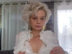 Leie, Blondine, Erotisch, Reif, Kurzes haar, Solo