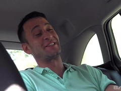 Blondine, Blasen, Im freien