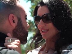 Anál, Prsnatá, Striekanie semena, Dvojitá penetrácia, Erotika, Na tvár, Vyholené, Švédska rojka