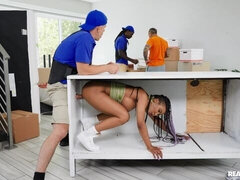 Stor kuk, Stora tuttar, Svart, Avsugning, Doggystyle, Mellanrasig, Milf, Tuttar