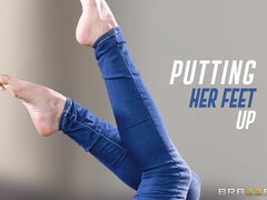 Velké kozy, Pár, Nohy, Masáž, Milf žcbp, Mamina, Zrzavé, Manželka