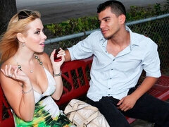 ベッドルーム, デカ尻, デカチン, デカパイ, 足フェチ, 淫乱熟女, オマンコ, ショートヘア