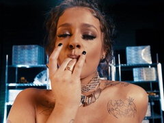 Rocky Solo Passion Radiates in a Cool Sensual Escape