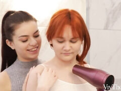 Brunetka, Prstění, Lesbické, Výprask, Masturbace, Pička, Vyholené, Odstraňování