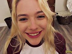 Verga grande, Rubia, Mamada, Lamidas, Montar, Chupando, Adolescente, Tetas