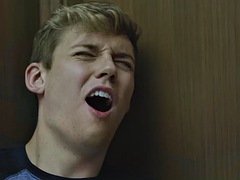 Anális szex, Fétis, Meleg, Szőrös, Érett koros, Vékony, Tetkó