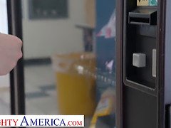 Americano, Mamada, Peludo, Latina, Lamidas, Tetas naturales, Coño, Tetas