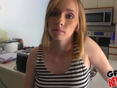 Amatör, Avsugning, Brunett, Bil, Ansiktsbehandling, Onani, Verklighet, Mager