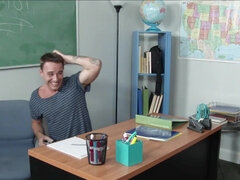 Iso kulli, Isot tissit, Musta, Suihinotto, Spermaa suussa, Oppilas, Opettaja, Tissit