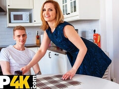 Blondin, Cougar, Doggystyle, Fetisch, Hardcore, Milf, Rysk, Stockings