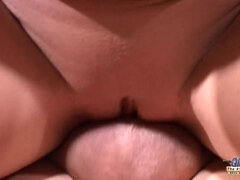 Blondi, Suihinotto, Syväkurkku, Suudella, Selkäsauna, Niellä, Teini